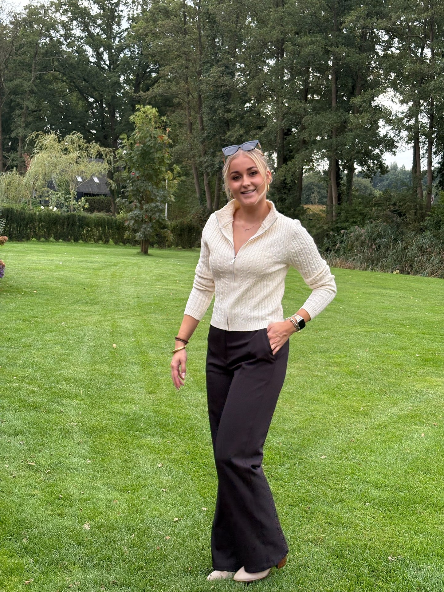 Lilo-Loiz Sofia Cream Zip Knit