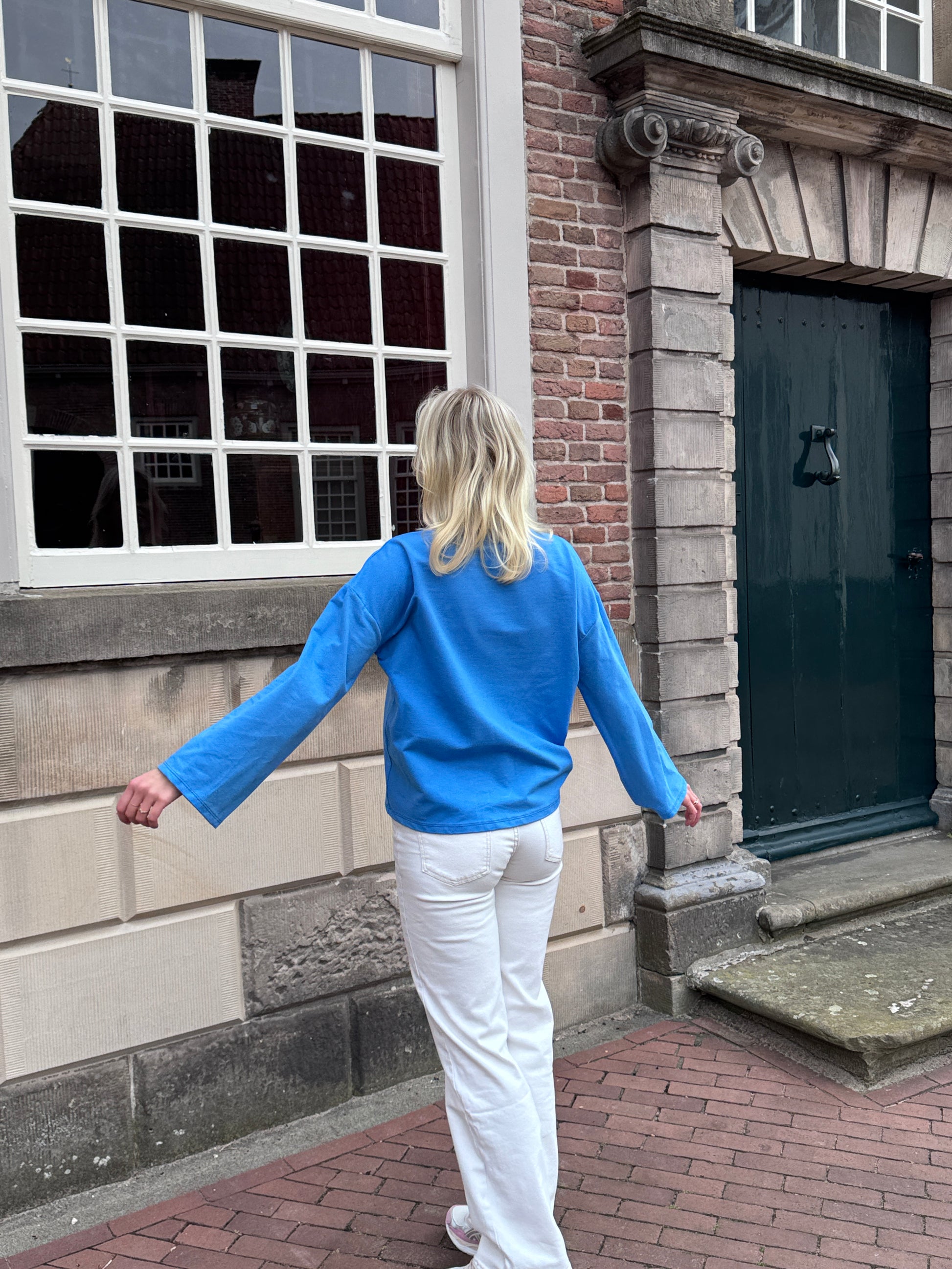 Lilo-Loiz Mila Longsleeve blauw, comfortabele damesshirt